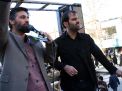 تشییع پیکرحاج مجید یونسیان بر روی دستان مردم شاهرود