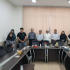 جلسه هفتگی کتابخوانی 